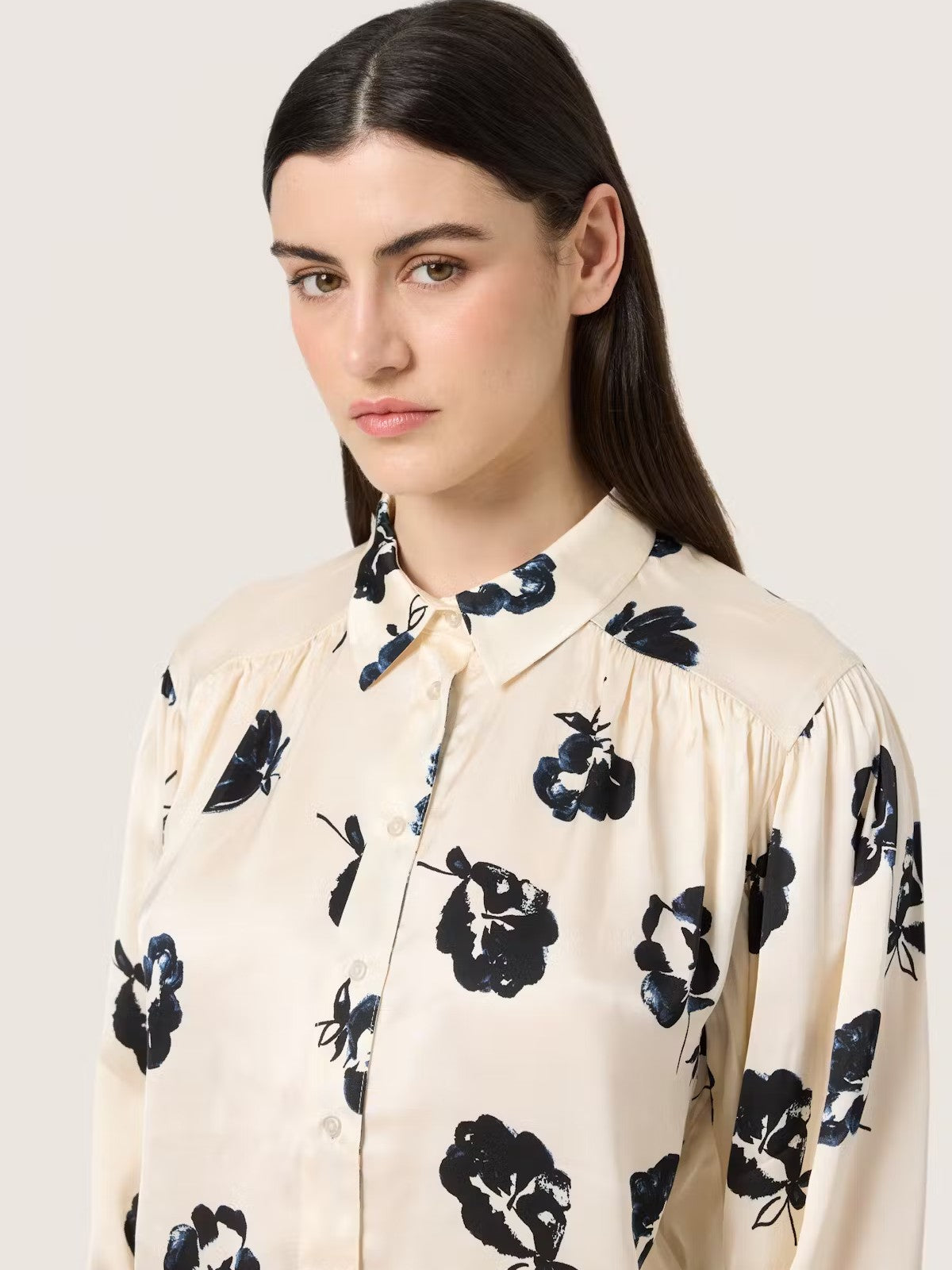 Erwina Ebba Shirt