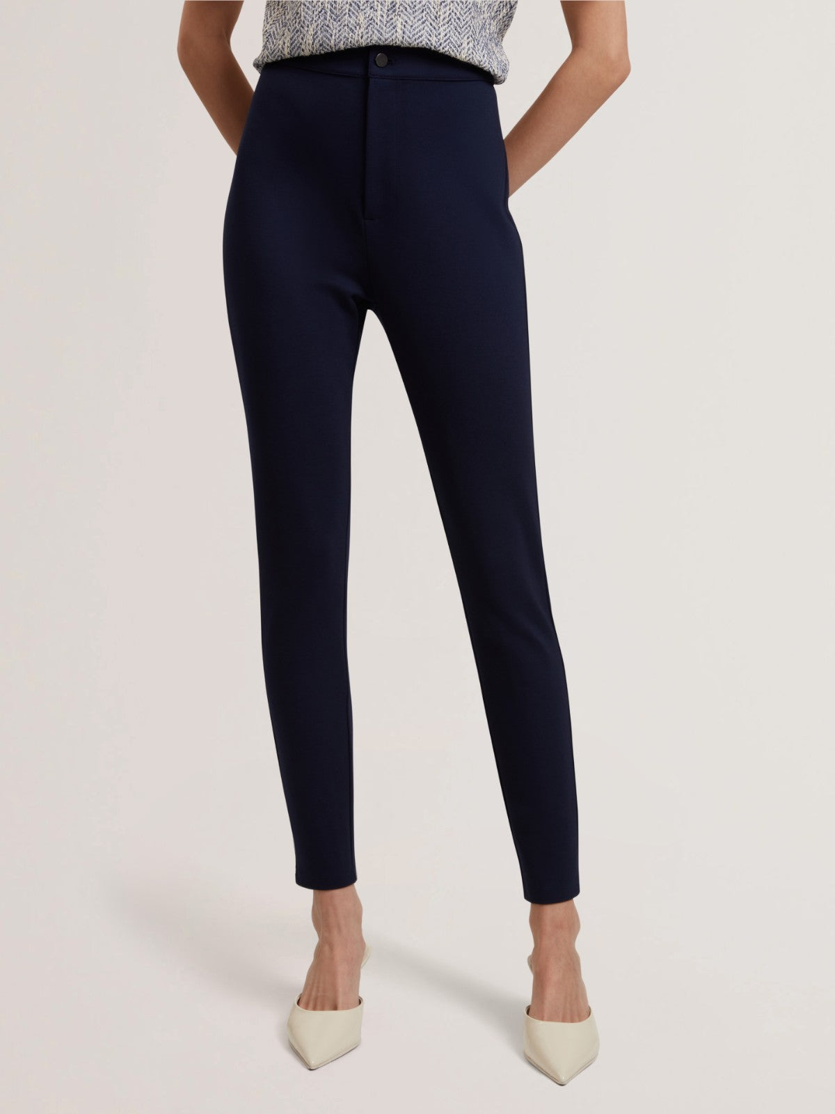 Felinda Navy Pants