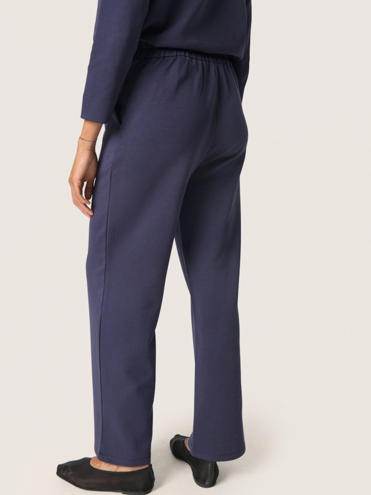 Magana Junia Navy Pants