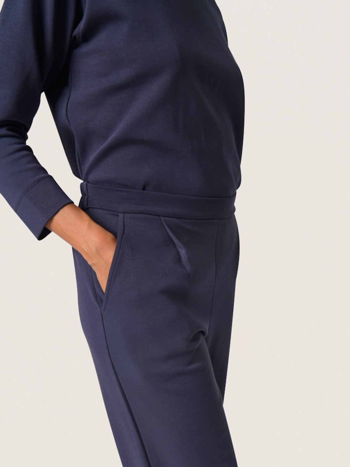 Magana Junia Navy Pants