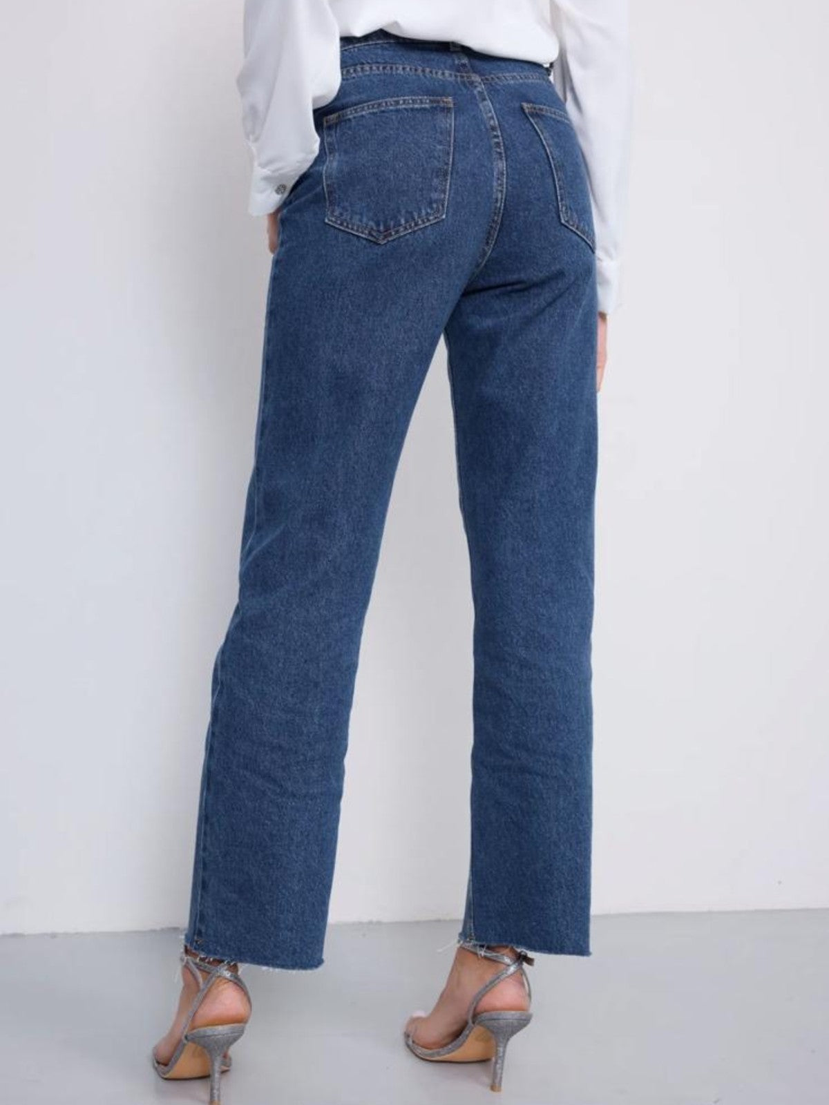 Raya Jeans