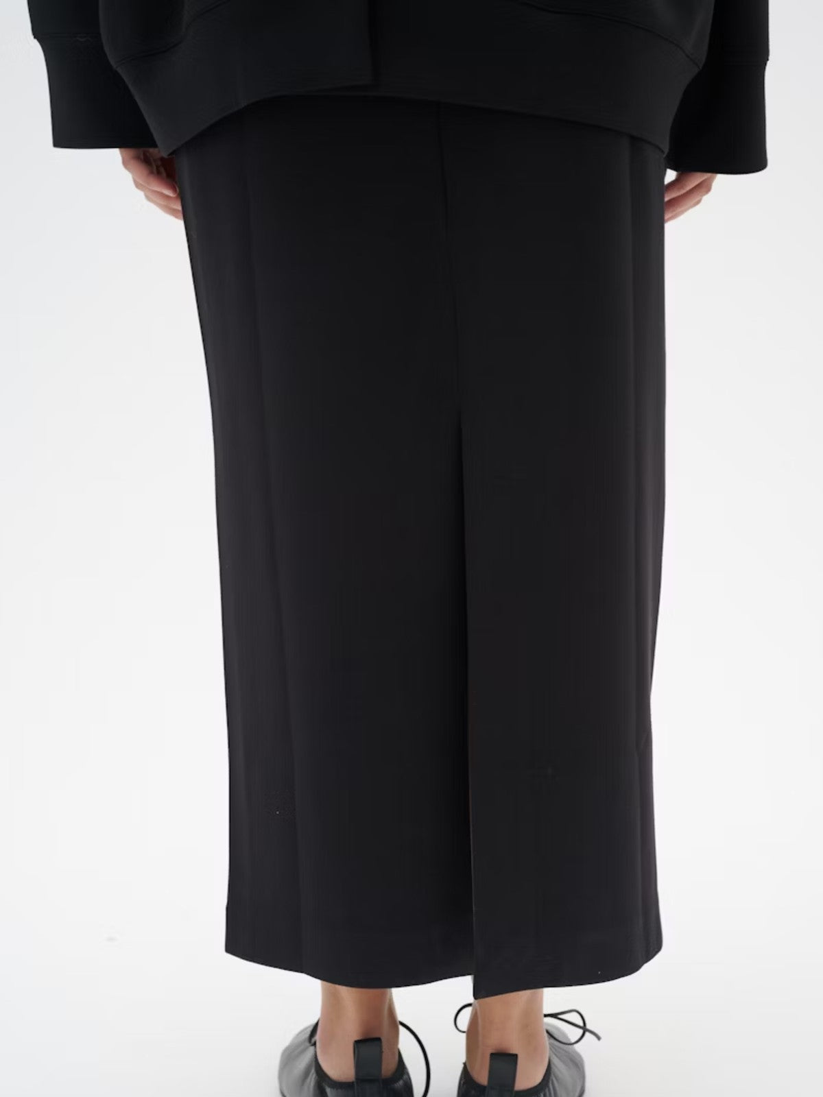 Aida Black Skirt