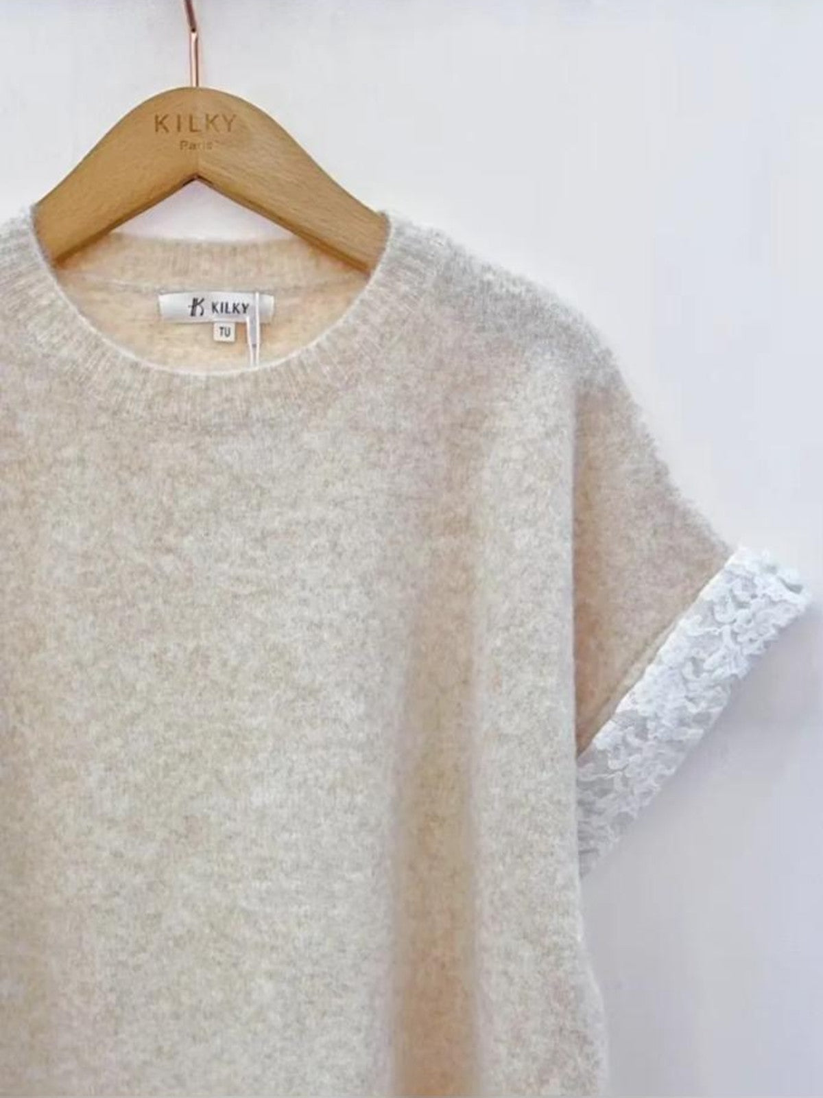 Eva Beige Jumper