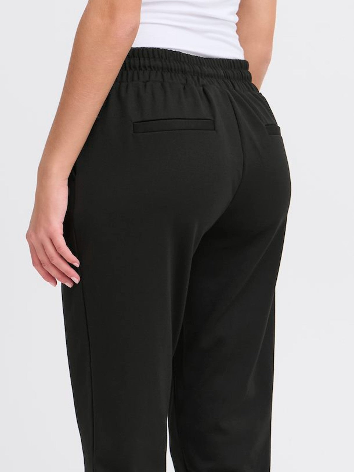 Kate Black Cropped Pant