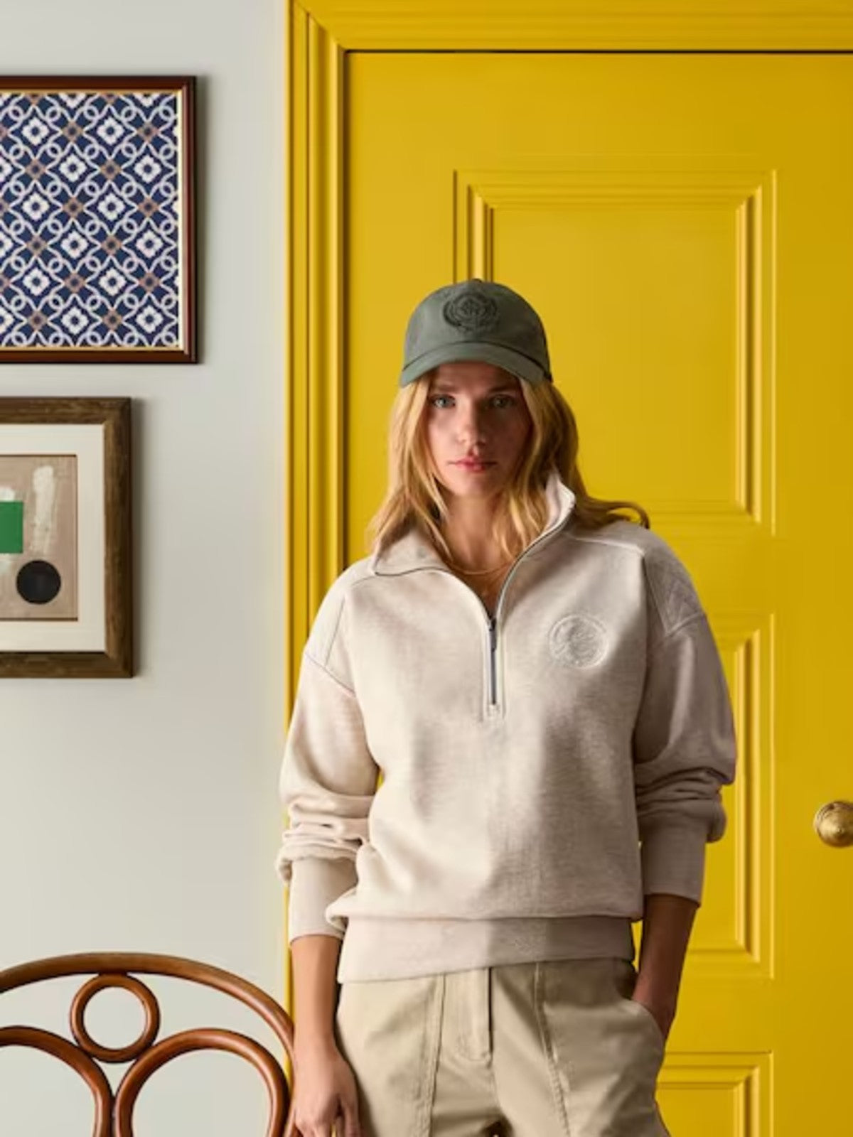 Racquet Beige Sweatshirt