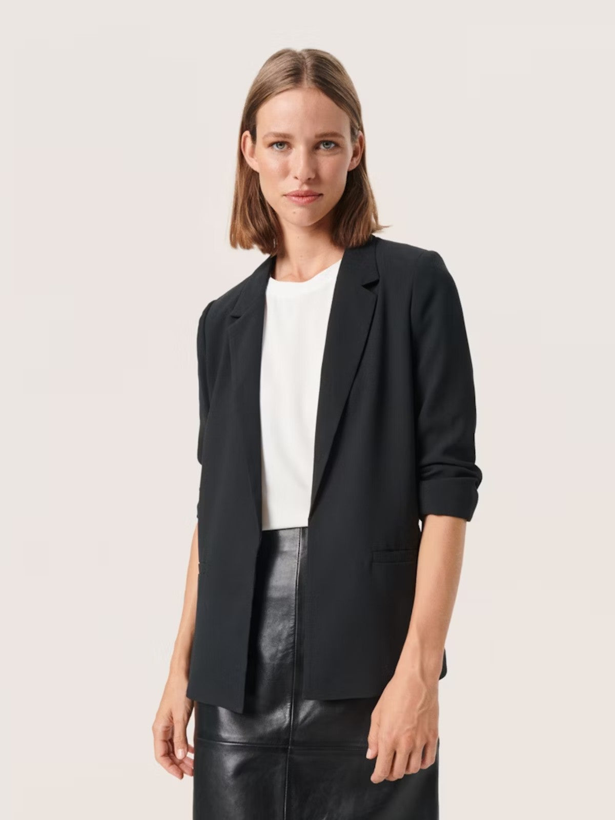 Shirley Black Blazer